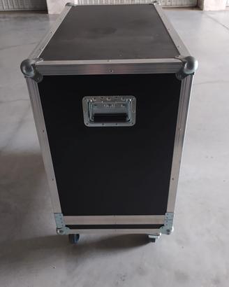 FLIGHT CASE PER CASSE ACUSTICHE