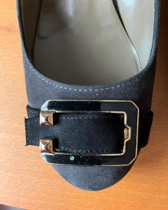scarpa elegante tacco basso