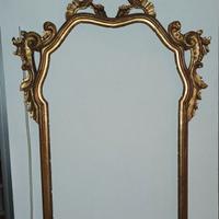 cornice per specchio lavorata