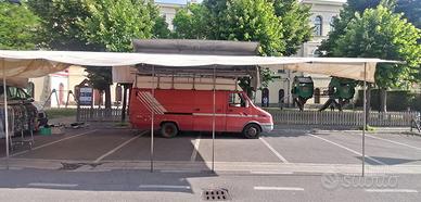 Tenda per furgone mercati