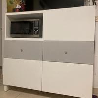 Mobile credenza