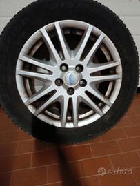 Cerchi in lega Ford 16"