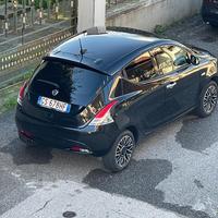 Lancia Y 1200cc 69cv GPL perfetta