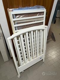 Lettino Pali bianco + materasso + parasponde