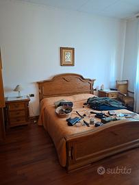 camera da letto completa in legno - Pordenone 