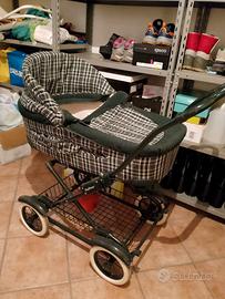 Carrozzina e ovetto per neonato 