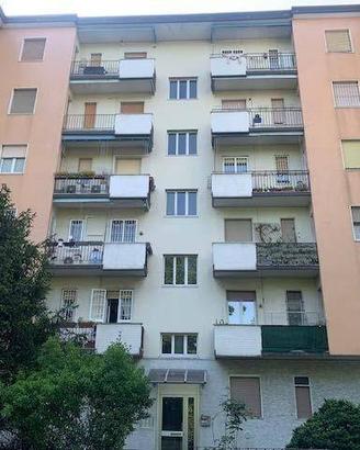 Immobile in asta di 69 m² con 2 locali a Melzo