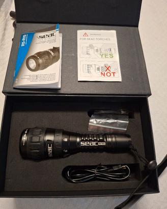seac r15 torcia sub a led