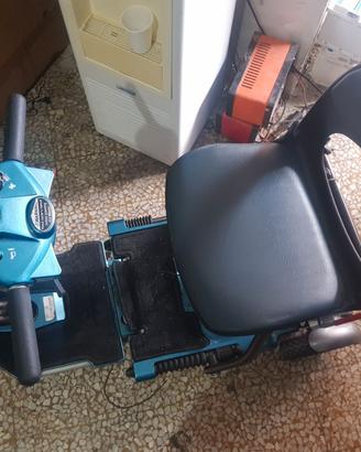 Scooter pieghevole de-lux mod s19 ideale x anziani