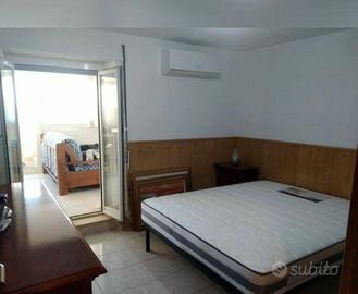 MONTI TIBURTINI BiLOCALE ARREDATO CON BALCONCINO