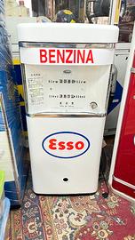 Distributore benzina - pompa benzina vintage