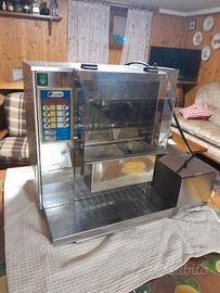 Macchina per cucinare la pasta. 