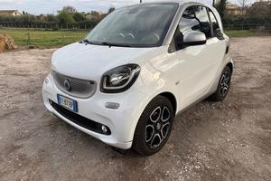 Smart ForTwo 1000 52 kW MHD coupé passion