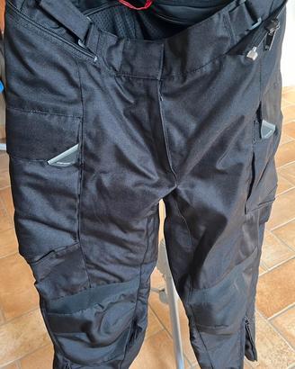 Pantaloni da moto