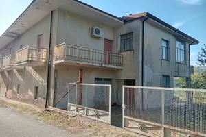 Casa Singola in Campagna di 300mq con terreno