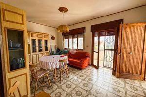 3 LOCALI A FALCONARA ALBANESE