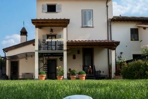 Casale, villa con giardino