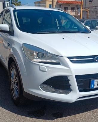 Ford Kuga 2.0 TDCI 163 CV 4WD Powershift Titanium 
