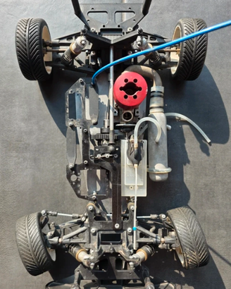 Macchina RC a scoppio 1:8
