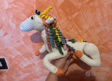 Unicorno amigurumi fatto a mano all’uncinetto 🦄