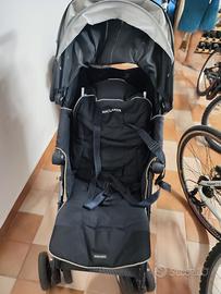 passeggino Maclaren nero con sacco invernale