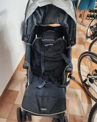 passeggino Maclaren nero con sacco invernale