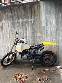 SUZUKI DR 650 R 1993