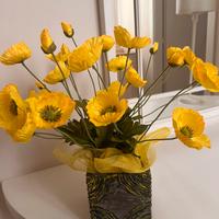 Composizione fiori artificiali