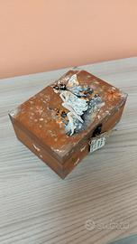 Cofanetto in legno con fata -  Fatto a mano.