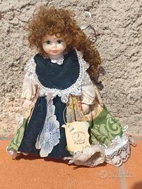 Bambola porcellana capodimonte "Creazioni Emmegi"