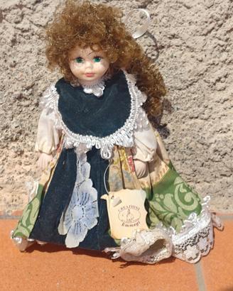 Bambola porcellana capodimonte "Creazioni Emmegi"