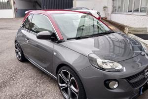 OPEL ADAM S “VALENTINO ROSSI” LIMITED EDITION – 18