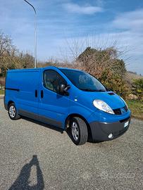 Renault trafic del 2011 EURO 5/B  clima  1.9 TDCi