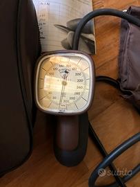 Misuratore di pressione vintage
