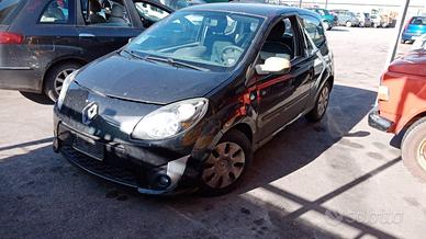 RICAMBI USATI AUTO RENAULT Twingo II serie D4FJ7 B