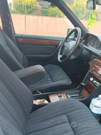 MERCEDES Serie E (*124) - 1992