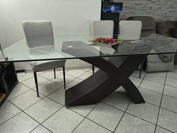 tavolo in vetro 
