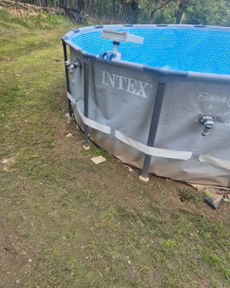 Piscina rotonda intex