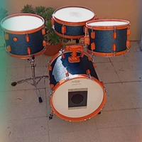Batteria jazz artigianale vintage.