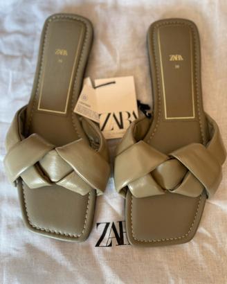 Sandali di pelle di Zara nuovo n. 39