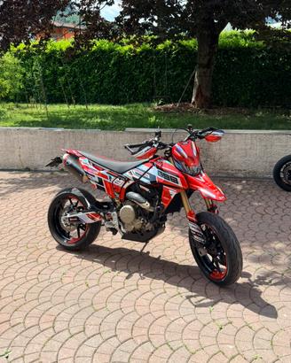 Ducati Hypermotard 698 Mono