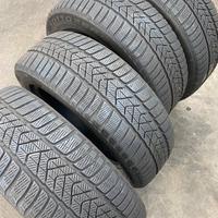225 40 20 Pirelli