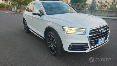Audi Q5 40 sportdesign   190cv