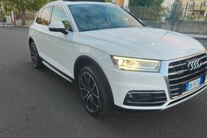 Audi Q5 40 sportdesign   190cv