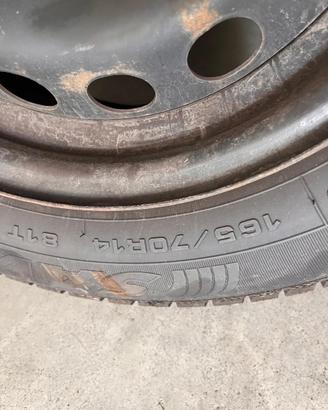 Gomme multistagione e cerchi 165/70 R14