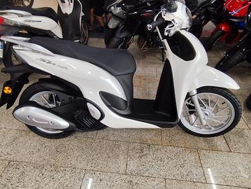 Honda SH Mode 125 PARABREZZA OMAGGIO