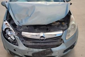 opel corsa 5p 1.2 Gpl tech Enjoy incidentata