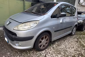 PEUGEOT 1007 FUORI TUTTO!!!!!!!!!DIESEL