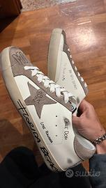 Golden Goose SuperStar con scritte all-over