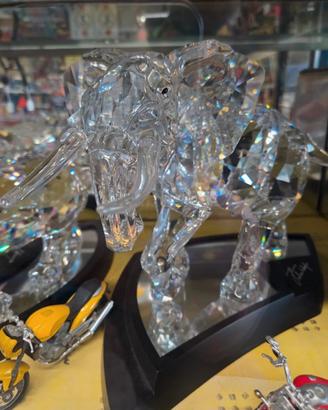 Elefante, rinoceronte e cavalli swarovski